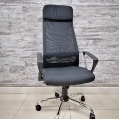 Кресло Barneo K-116 для персонала (черная ткань, черная сетка) в Верхней Салде - verhnyaya-salda.mebel24.online | фото 1